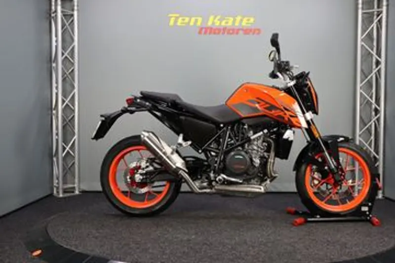 KTM 690 Duke (2018)