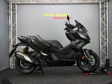 Honda ADV 350 (2026) — foto 1