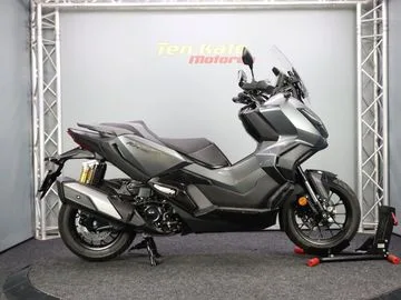 Honda ADV 350 (2026) — foto 1