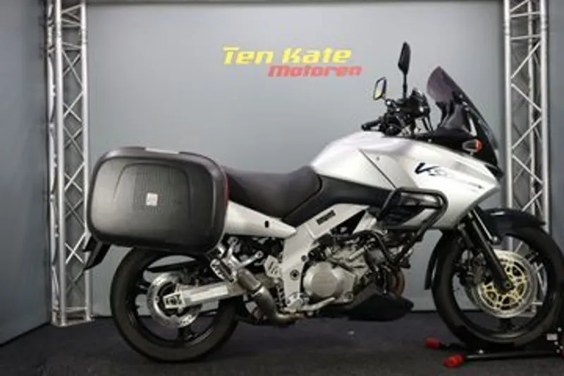 Suzuki DL 1000 V-Strom (2004)