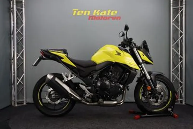 Honda CB 750 Hornet (2023)