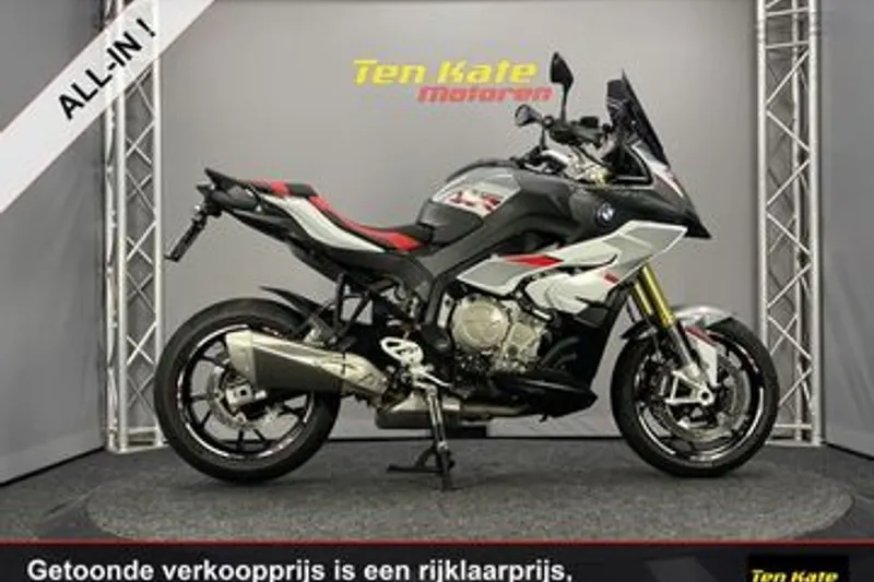 BMW S 1000 XR (2016)