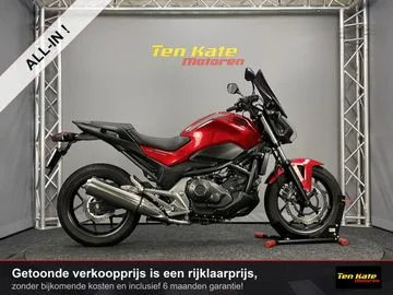 Honda NC 750 S (2015) — foto 1