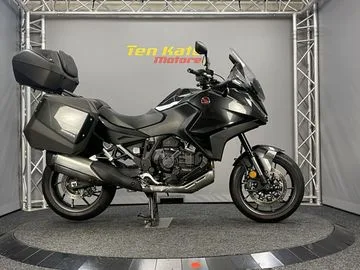 Honda NT 1100 (2024) — foto 1