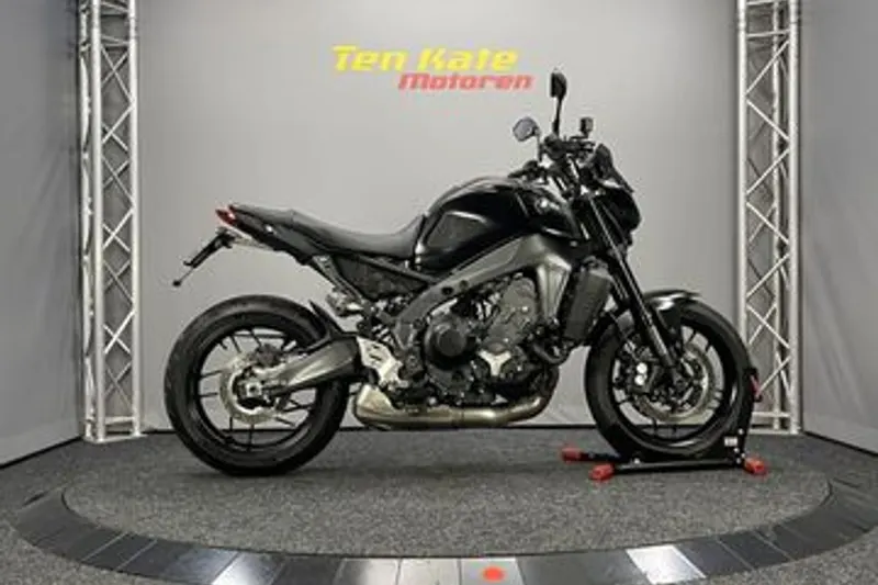 Yamaha MT-09 (2021)