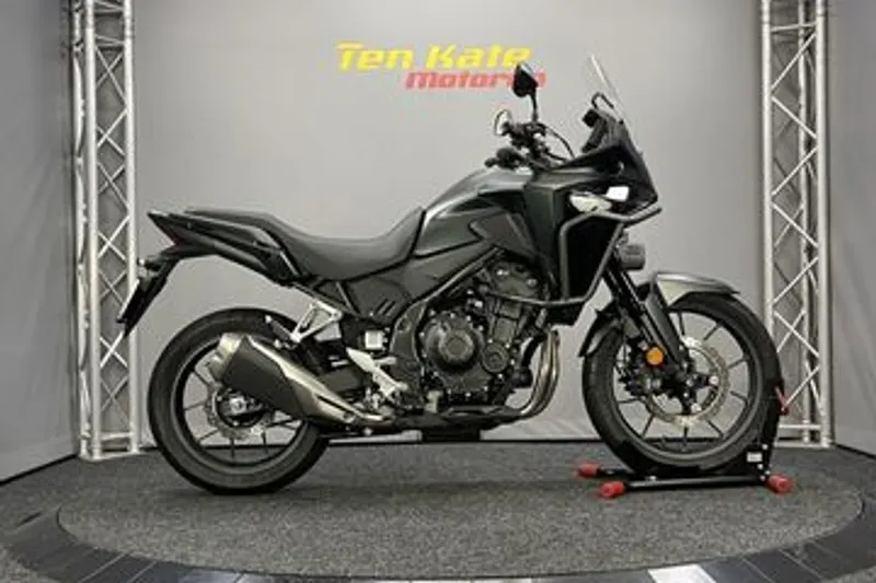 Honda NX 500 (2024)