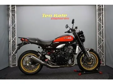 Kawasaki Z900RS (2022) — foto 1