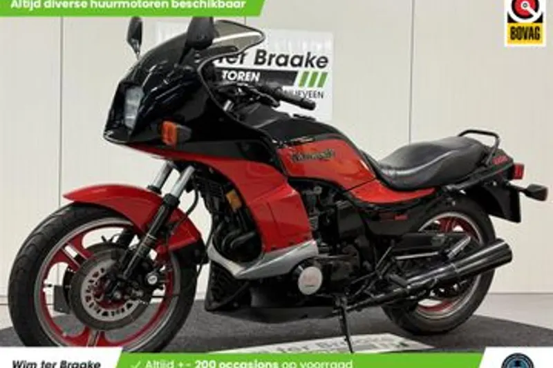 Kawasaki GPZ 750 (1985)