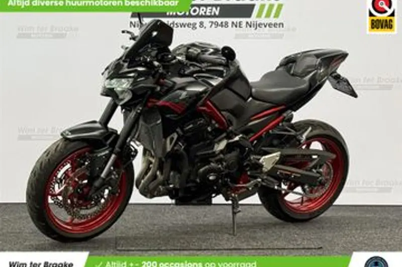 Kawasaki Z900 (2021)