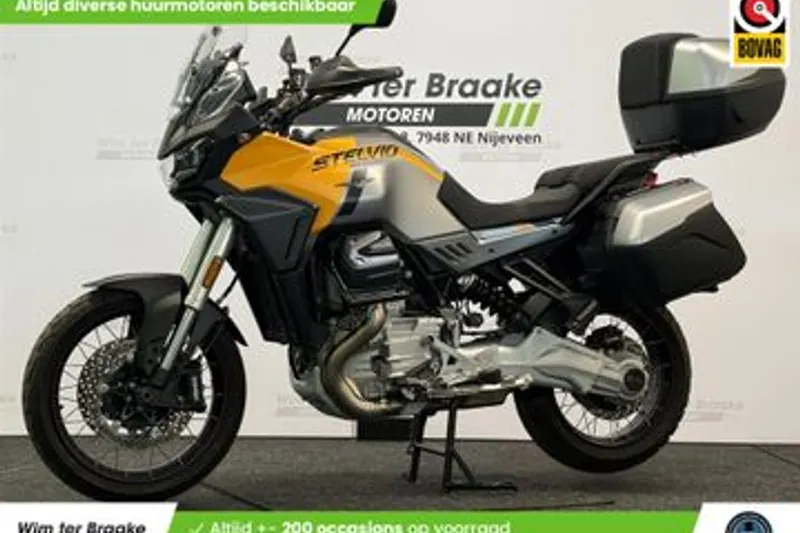 Moto Guzzi Stelvio 1000 (2025)