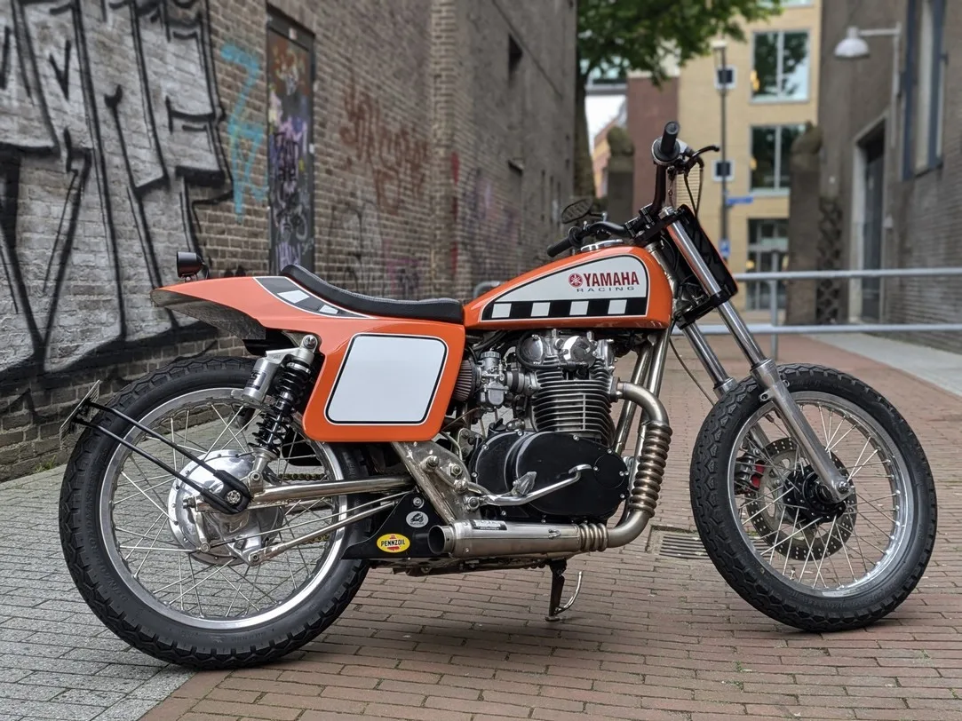 Yamaha XS 650 (1979) — foto 1