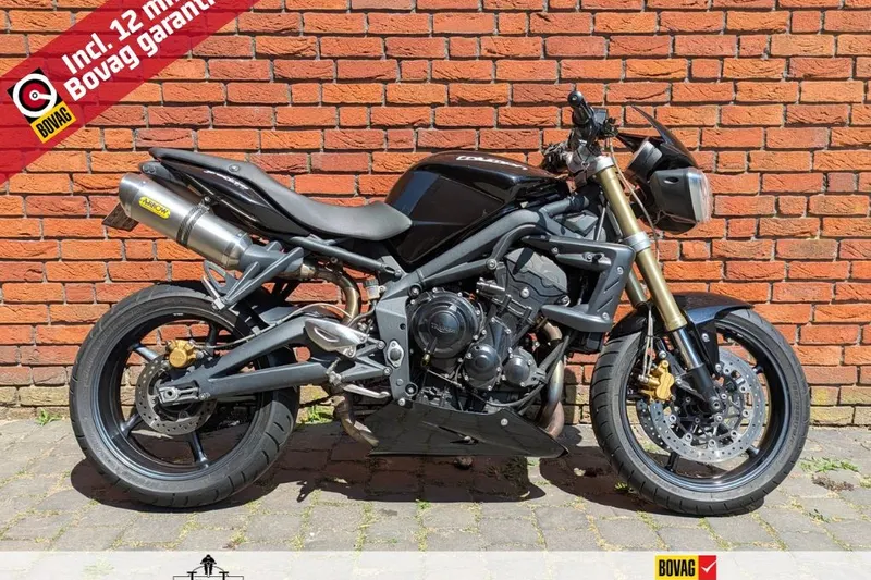 Triumph Street Triple R (2012)