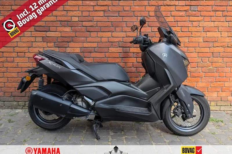 Yamaha X-MAX 300 (2023)