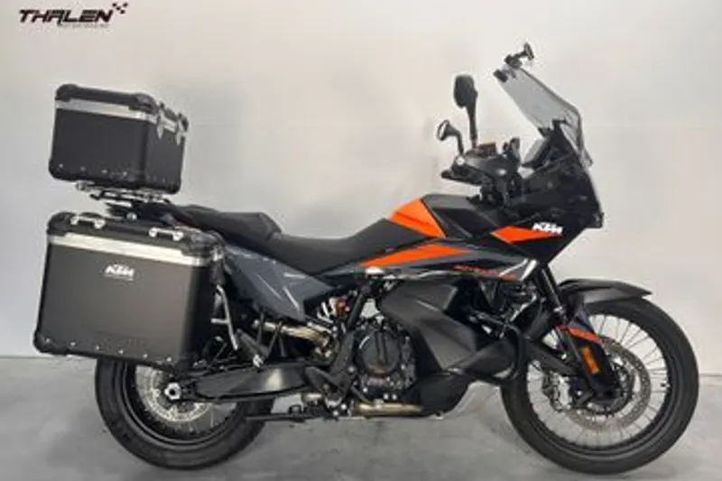 KTM 890 Adventure (2025)