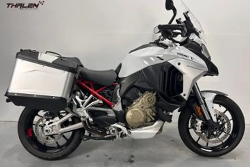 Ducati Multistrada V4S (2022)
