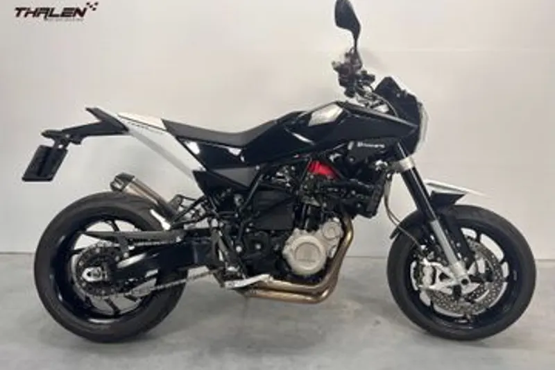 Husqvarna Nuda 900 (2014)