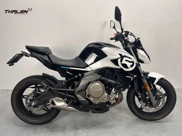 CFMoto CF 650 NK (2022) — foto 1