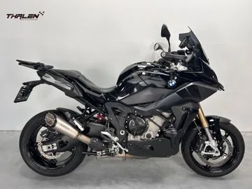 BMW S 1000 XR (2023) — foto 1