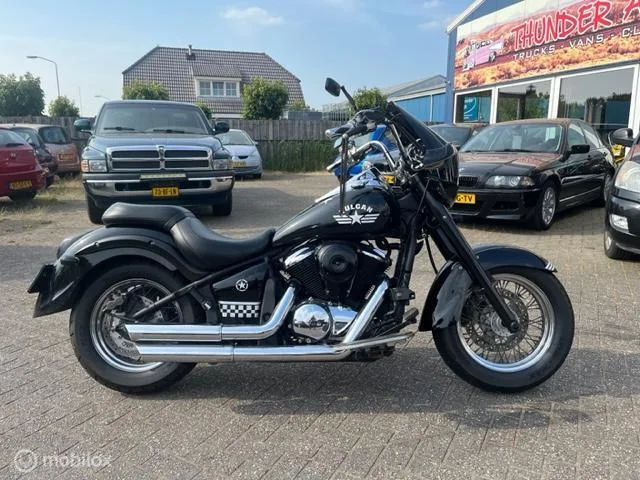 Kawasaki VN 900 Classic Special Edition (2009) — foto 1