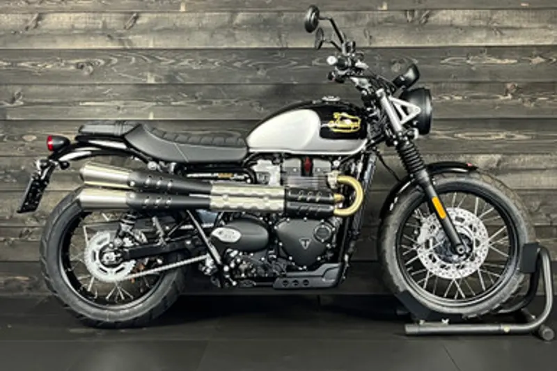 Triumph SCRAMBLER 900 ICON EDITION - 44421235 (2026)