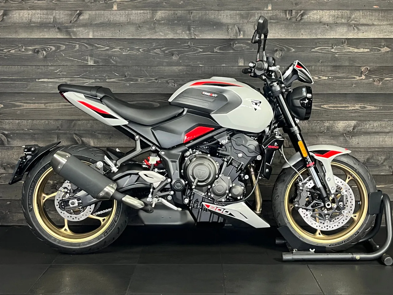 Triumph Trident 800 (2026) — foto 1