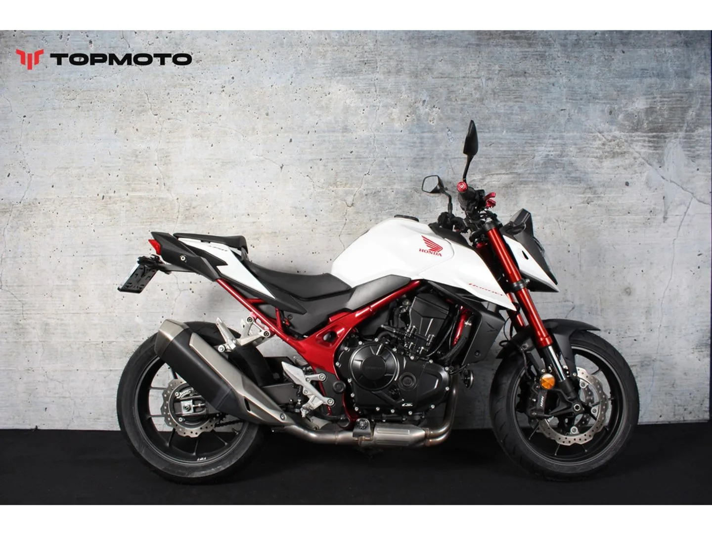 Honda CB 750 Hornet (2023) — foto 1