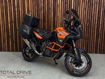 KTM 1290 SUPER ADVENTURE S (2019) — foto 1