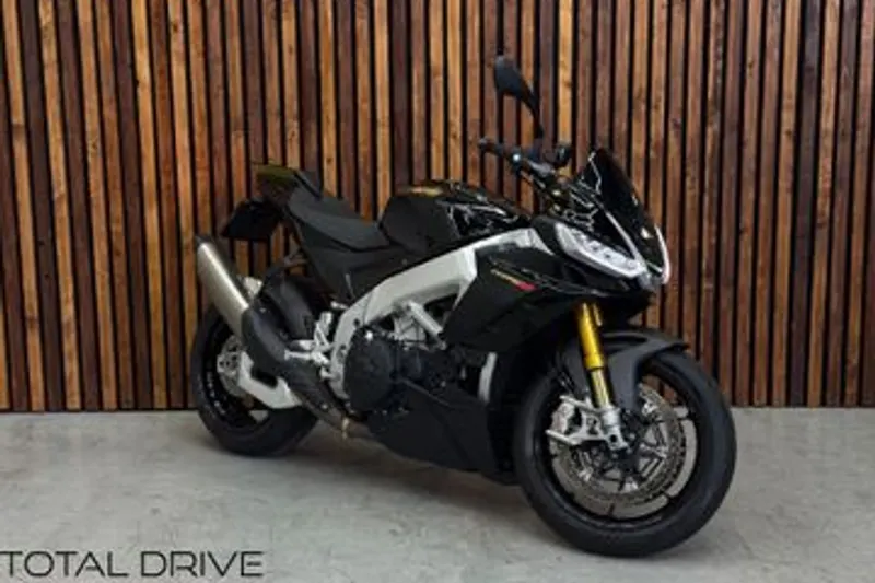 APRILIA TUONO V4 1100 FACTORY (2022)