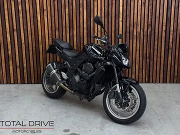 Kawasaki Z750 (2012) — foto 1