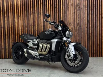 Triumph Rocket 3 R (2024) — foto 1