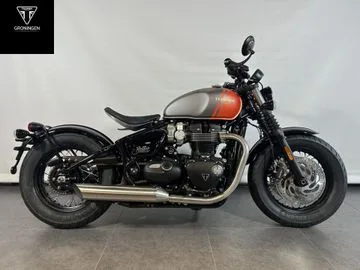 Triumph BONNEVILLE BOBBER (2026) — foto 1