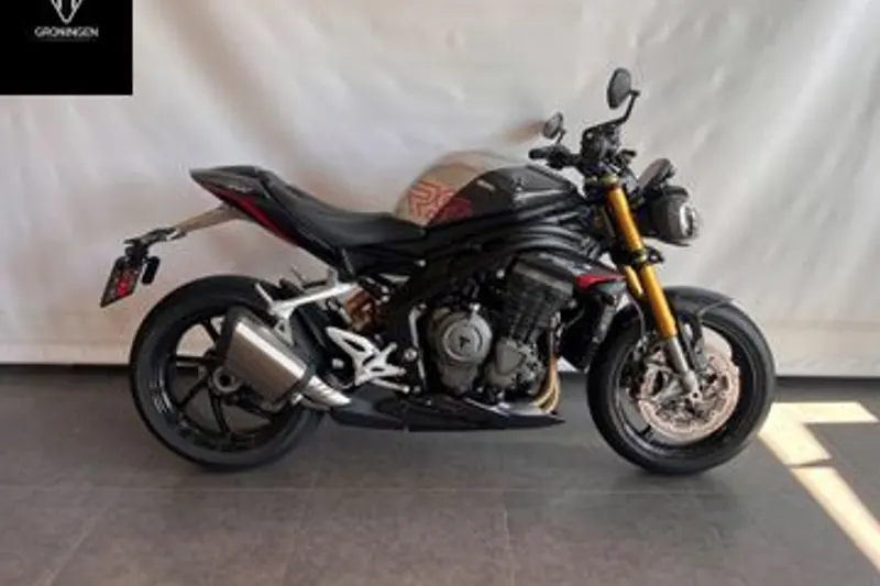 Triumph SPEED TRIPLE 1200 RS (2026)