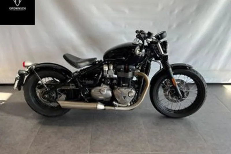 Triumph Bonneville Bobber (2017)