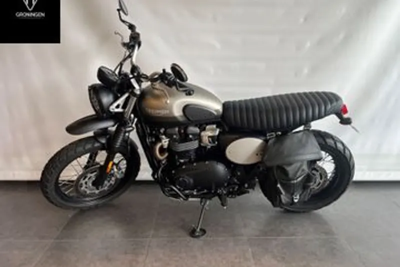 Triumph Street Scrambler (2022)