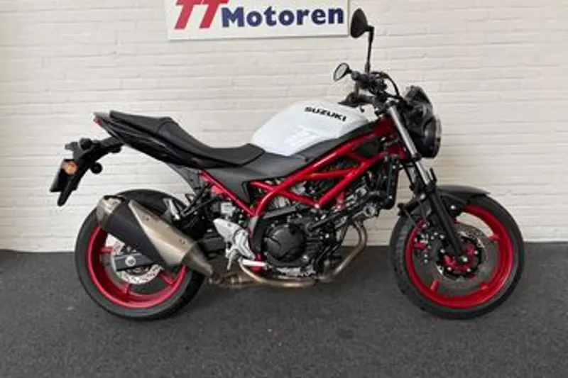 Suzuki SV650 (2023)