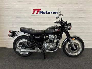 Kawasaki W800 (2026) — foto 1