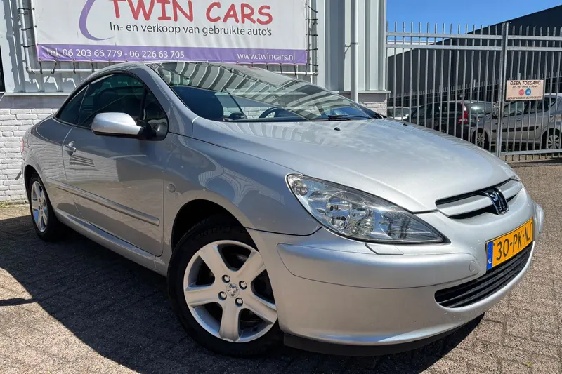 Peugeot 307 CC (2004)