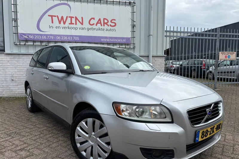 Volvo V50 (2008)
