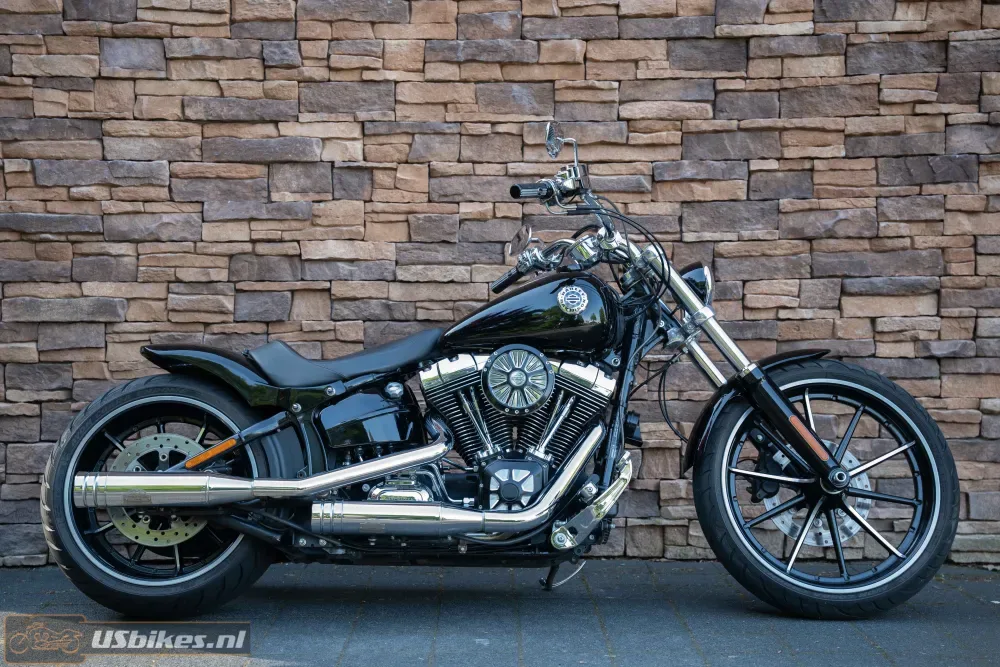 Harley-Davidson Fxsb Breakout Softail 103 FXSB (2013) — foto 1
