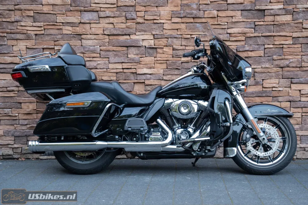 Harley-Davidson Electra Glide Ultra Limited (2016) — foto 1
