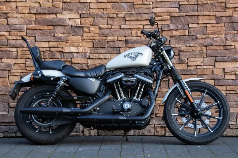 Harley-Davidson Xl Sportster Iron 883 (2017)