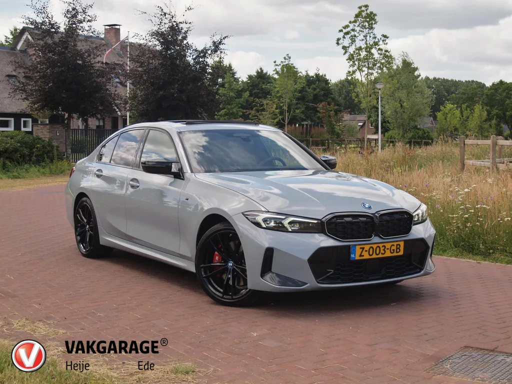 BMW 3 Serie 330e (2024) — foto 1