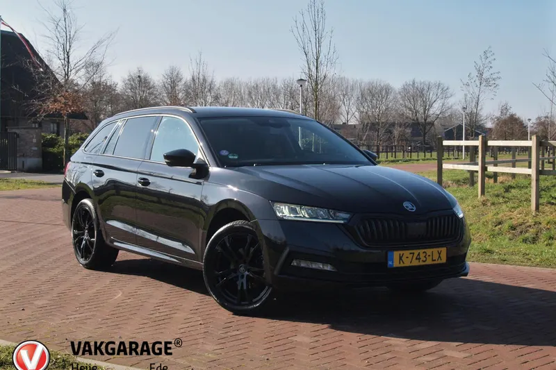Škoda Octavia Combi 1.0 e-TSI Business Edition (2021)
