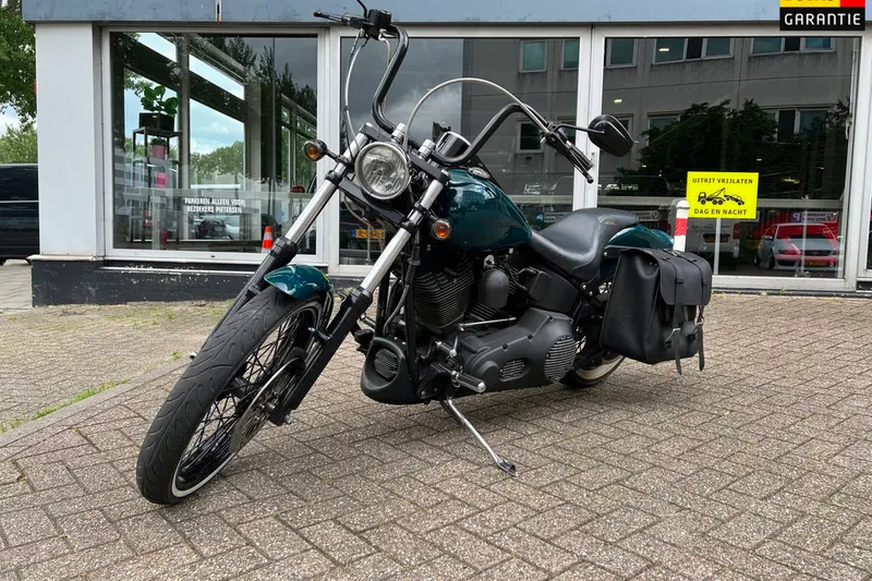 Harley-Davidson Chopper 88 FXSTB Night Train (2004)