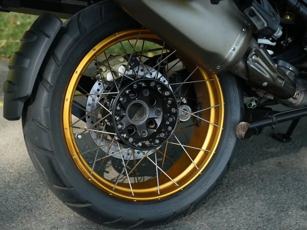 BMW R 1250 GS Adventure (2024) — foto 1