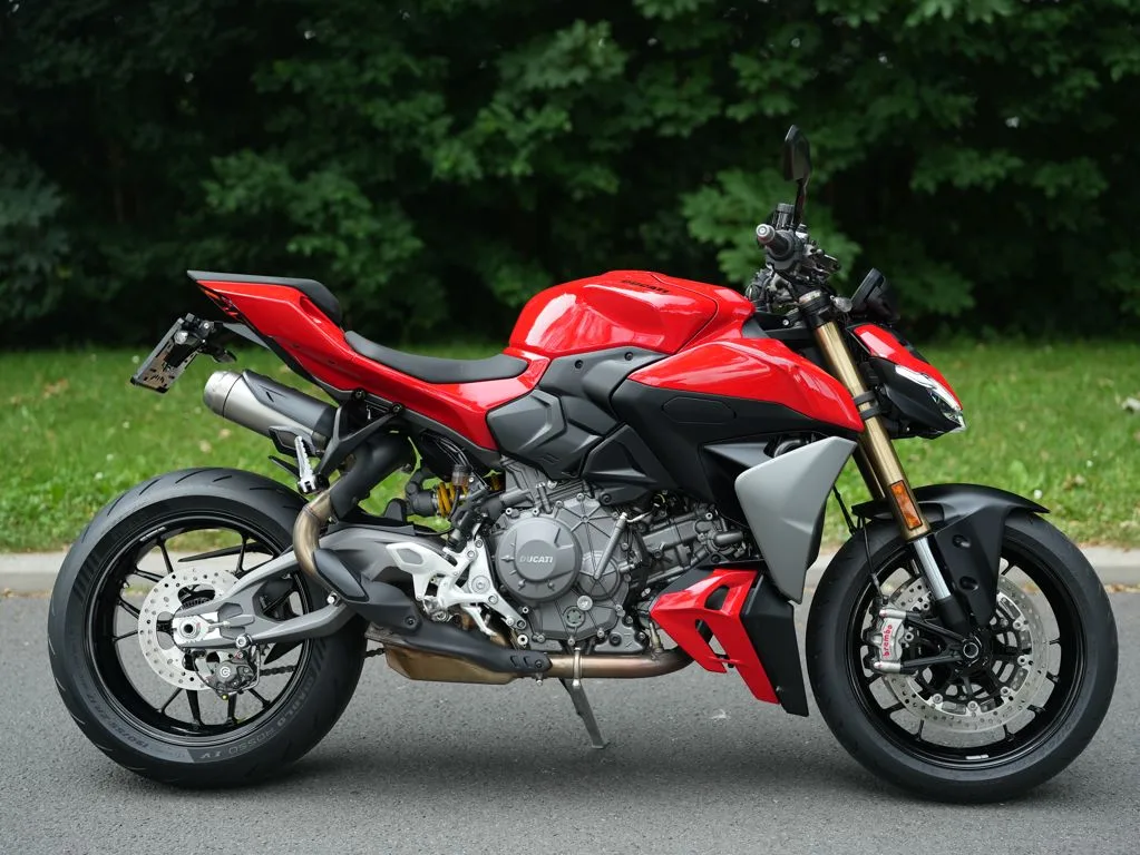 Ducati Streetfighter V2 (2026) — foto 1