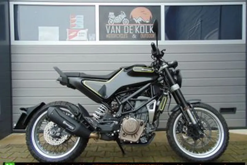 HUSQVARNA SVARTPILEN 401 (2019)