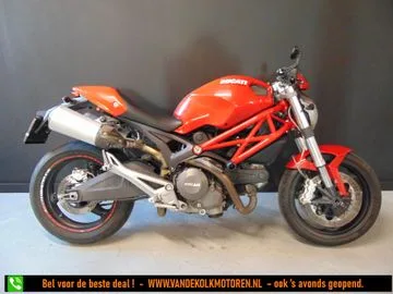 DUCATI M 696 (2008) — foto 1