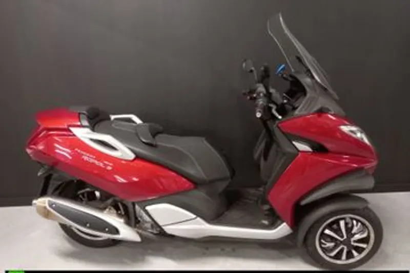 Peugeot METROPOLIS 400 (2014)