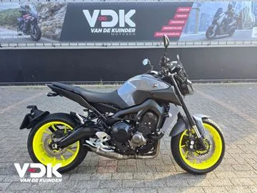 Yamaha MT-09 (2017) — foto 1